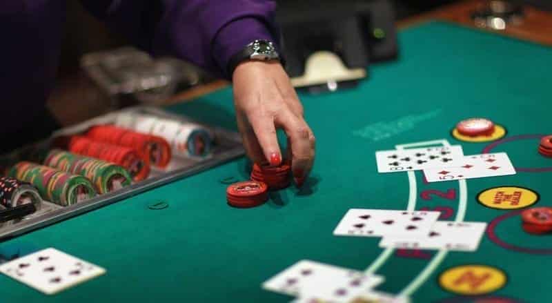 Nắm vững luật chơi Baccarat 